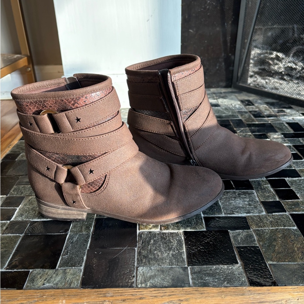 BCBGirls Brown Ankle Boots with Star Accents